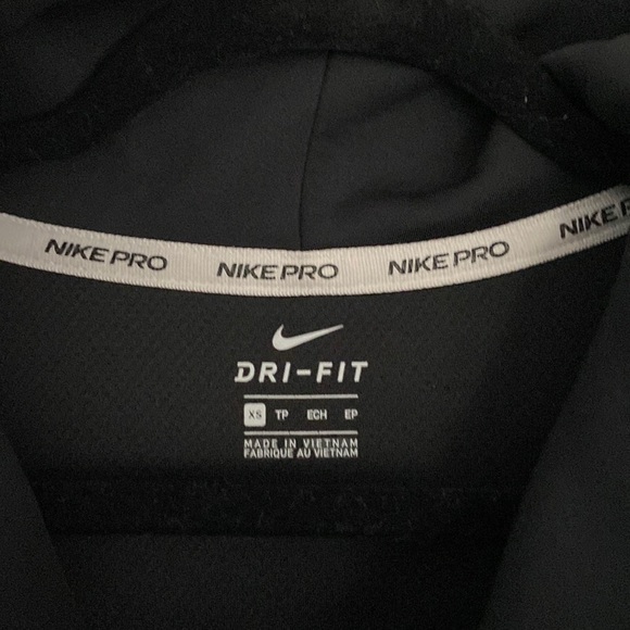 Nike pro turtleneck half zip hoodie - Picture 4 of 4